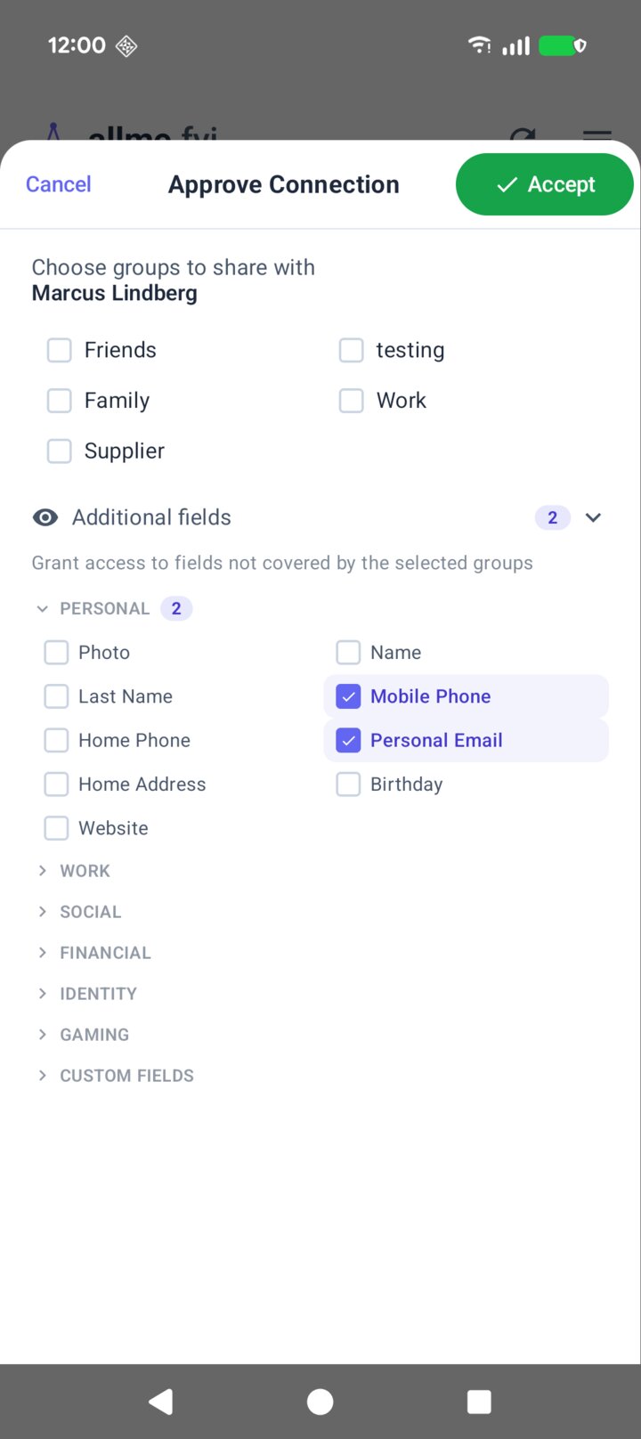 The allme app showing an incoming request where Sofia chooses the groups and fields to share